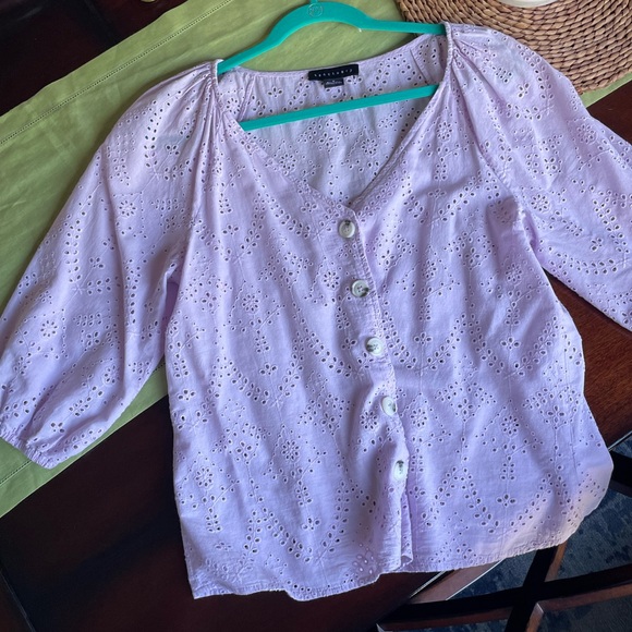 Sanctuary Clothing Modern Button Front Top. Size M. Like New. - Picture 2 of 4